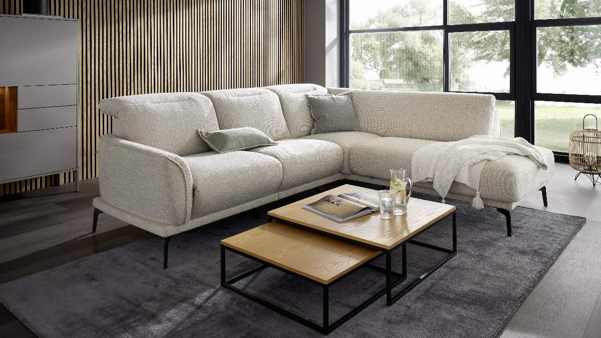 Ecksofa Amadena - 2-Sitzer mit Ecke rechts inkl. Kopfteilverstellung und Sitzvorzug, Stoff, Creme