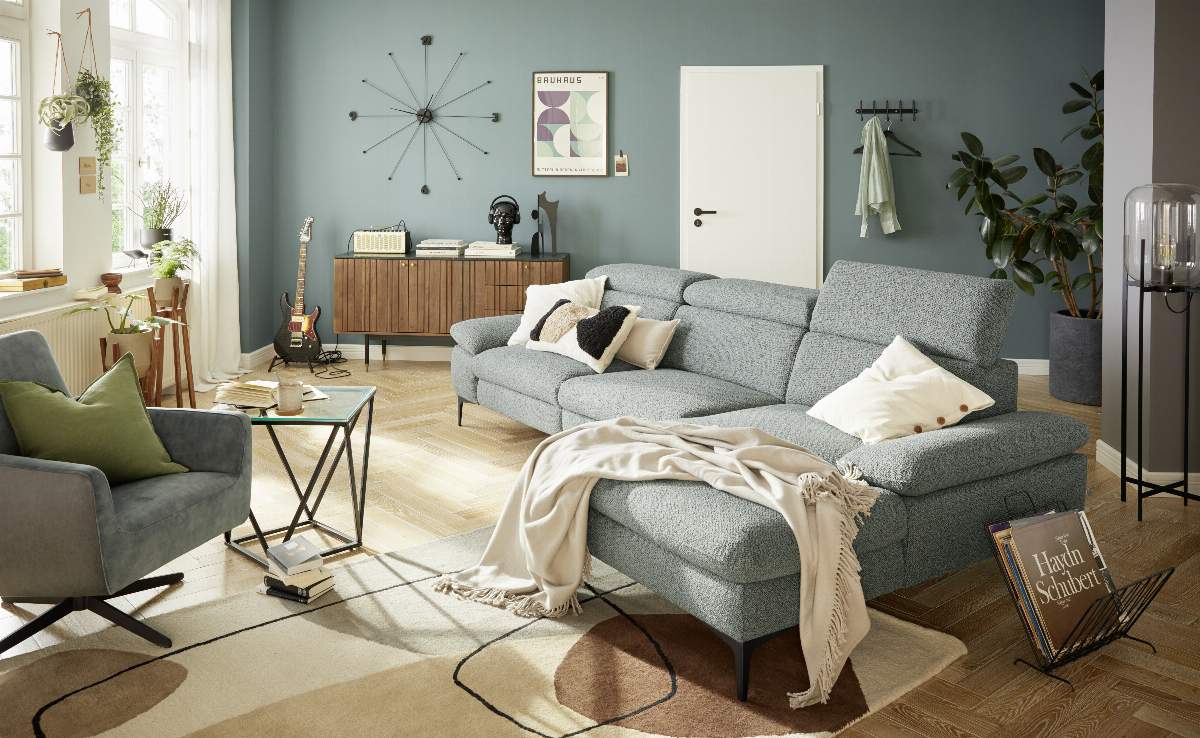 Ecksofa Felipa - 3-Sitzer mit Longchair rechts inkl. Relaxfunktion (motorisch), Armlehne und Kopfteil verstellbar, Stoff, Graugrün
