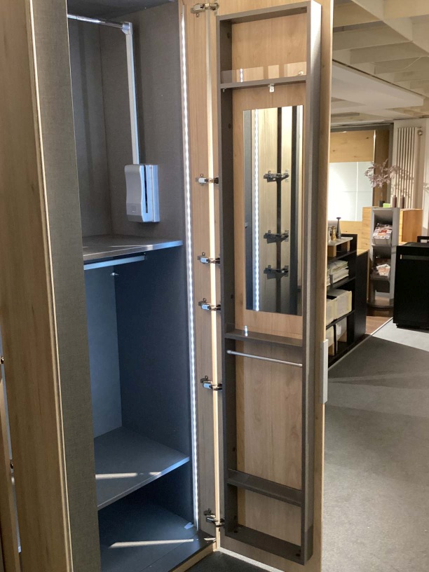 Drehtürenkleiderschrank New York